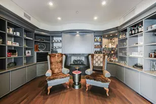 800 N Michigan Ave, Chicago, IL 60611 - Photo 13