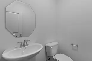 411 Honeysuckle Ln, Yorkville, IL 60560 - Photo 5