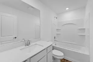 411 Honeysuckle Ln, Yorkville, IL 60560 - Photo 11