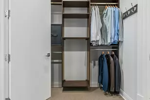 53 E Division St, Chicago, IL 60610 - Photo 39