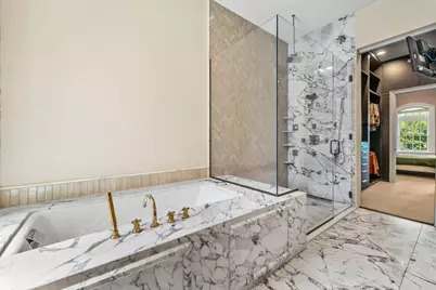 53 E Division Street, Chicago, IL 60610 - Photo 35