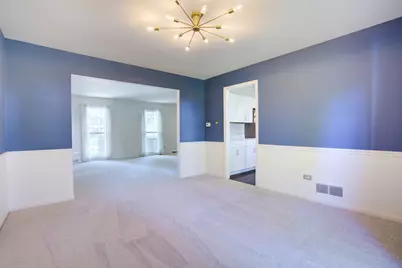 907 Secretariat Drive, Naperville, IL 60540 - Photo 11