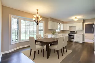 907 Secretariat Dr, Naperville, IL 60540 - Photo 5