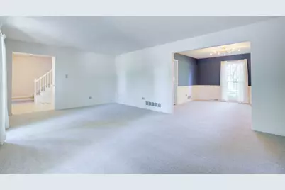 907 Secretariat Drive, Naperville, IL 60540 - Photo 17