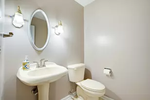 907 Secretariat Dr, Naperville, IL 60540 - Photo 21