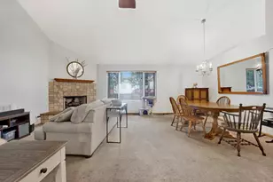 1499 Raven Dr, Bolingbrook, IL 60490 - Photo 3