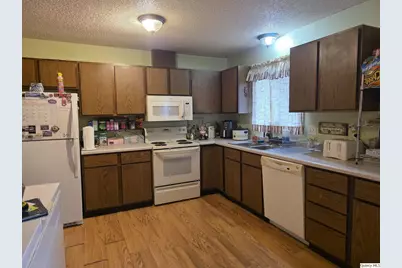 470 Alvord, Hamilton, IL 62341 - Photo 3