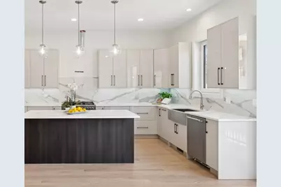 967 E 62nd Street #2, Chicago, IL 60637 - Photo 3