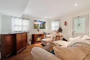 106 Blackhawk Dr, Park Forest, IL 60466 - Photo 11