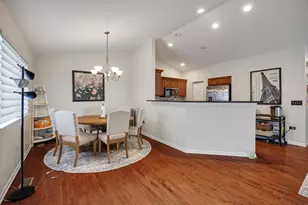 2929 Saganashkee Ln, Naperville, IL 60564 - Photo 7