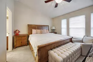 2929 Saganashkee Ln, Naperville, IL 60564 - Photo 11