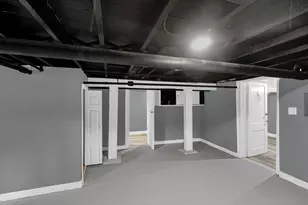 72 E 136th St, Riverdale, IL 60827 - Photo 13