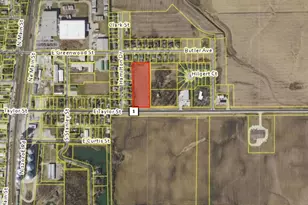 320 E Taylor St, Grant Park, IL 60940 - Photo 1