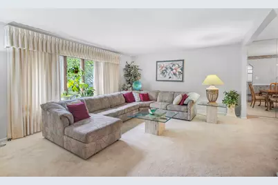 22757 Lakeshore Drive, Richton Park, IL 60471 - Photo 3