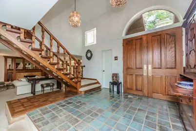 8080 Wolf Road, Burr Ridge, IL 60527 - Photo 9