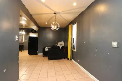 727 N Springfield Avenue, Chicago, IL 60624 - Photo 3