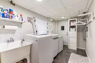 934 N Kenilworth Ave, Oak Park, IL 60302 - Photo 29