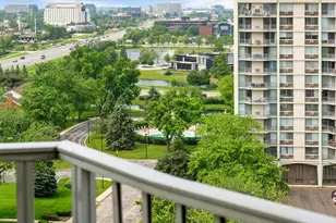 40 N Tower Rd, Oak Brook, IL 60523 - Photo 21