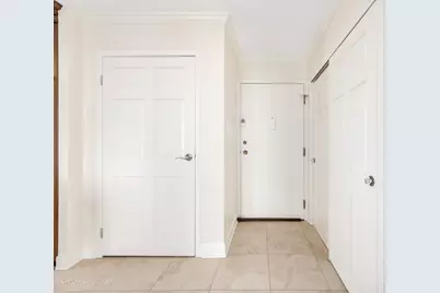 40 N Tower Road #12F, Oak Brook, IL 60523 - Photo 3