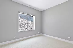 4231 S Champlain Ave, Chicago, IL 60653 - Photo 7