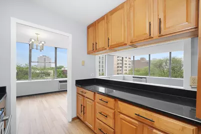 5757 N Sheridan Road #5J, Chicago, IL 60660 - Photo 15