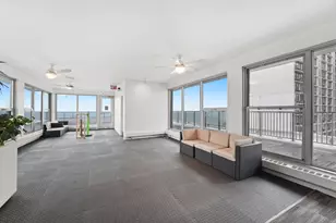 5757 N Sheridan Rd, Chicago, IL 60660 - Photo 35