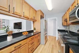 5757 N Sheridan Rd, Chicago, IL 60660 - Photo 5