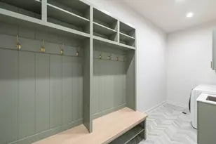 8 Heritage Dr, Highland Park, IL 60035 - Photo 17