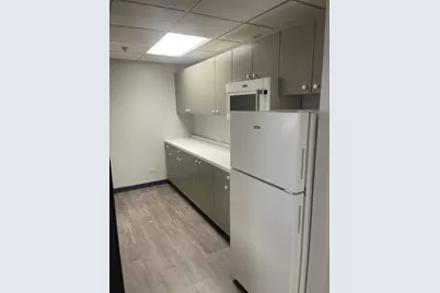 701 E Irving Park Road, Roselle, IL 60172 - Photo 5