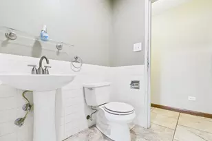 2208 Fiesta Dr, Joliet, IL 60432 - Photo 19