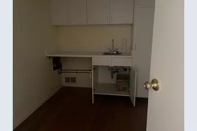 69 N Broadway Street #69-73, Des Plaines, IL 60016 - Photo 7