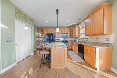 3262 Homestead Avenue, Aurora, IL 60506 - Photo 9