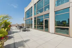 21 E Huron St, Chicago, IL 60611 - Photo 33