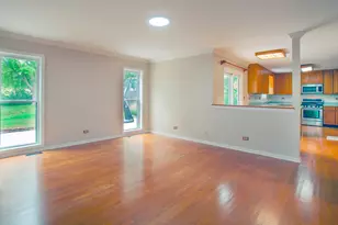 2705 Colonial Dr, Elgin, IL 60124 - Photo 13