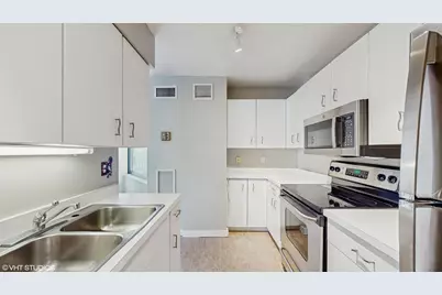 401 E Ontario Street #1802, Chicago, IL 60611 - Photo 11