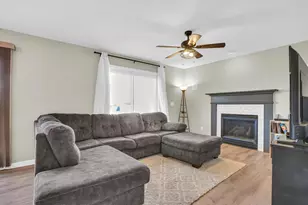 905 Bergamot St, Savoy, IL 61874 - Photo 15
