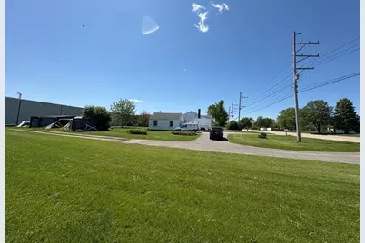 1033 S Wheeling Road, Wheeling, IL 60090 - Photo 3