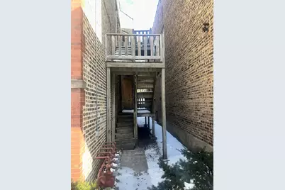 7425 S Harvard Avenue, Chicago, IL 60621 - Photo 17