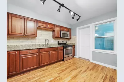 7754 S Yates Boulevard, Chicago, IL 60649 - Photo 17