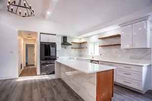 17128 Grant St, Lansing, IL 60438 - Photo 3