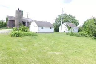 5250 Harvey Rd, Caledonia, IL 61011 - Photo 13