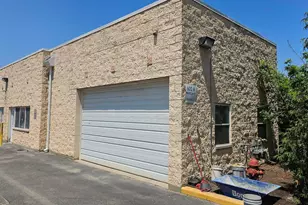 600 N Waukegan Rd, Northbrook, IL 60062 - Photo 1