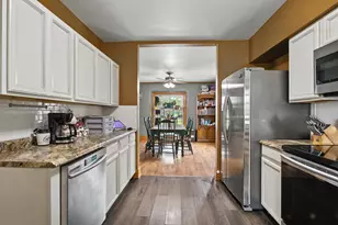 884 E 1200N Rd, Melvin, IL 60952 - Photo 13