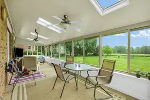 647 County Farm Rd, Monticello, IL 61856 - Photo 17