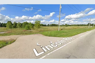 1718 W Lincoln Road, Lakemoor, IL 60051 - Photo 1