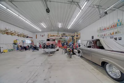 1897 N 2500 East Road, Watseka, IL 60970 - Photo 79