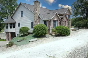 1897 N 2500 East Rd, Watseka, IL 60970 - Photo 5