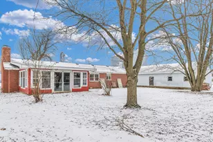 103 S Walnut St, Arrowsmith, IL 61722 - Photo 7