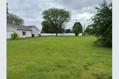 504 N Pine Street, Gardner, IL 60424 - Photo 3