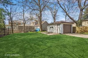 562 Byrd Rd, Riverside, IL 60546 - Photo 15